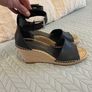 Vince Camuto Women's Black Leera Espadrille Wedge Sandal Size 10M